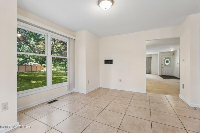 Building Photo - 157 Northampton Dr