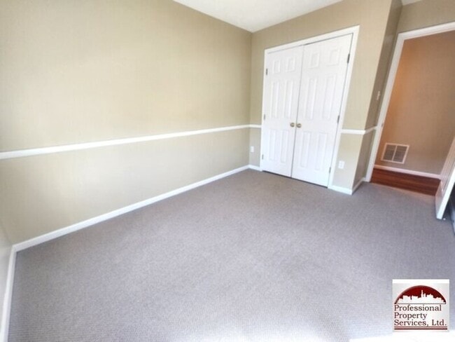 Building Photo - 5351 Regal Ct