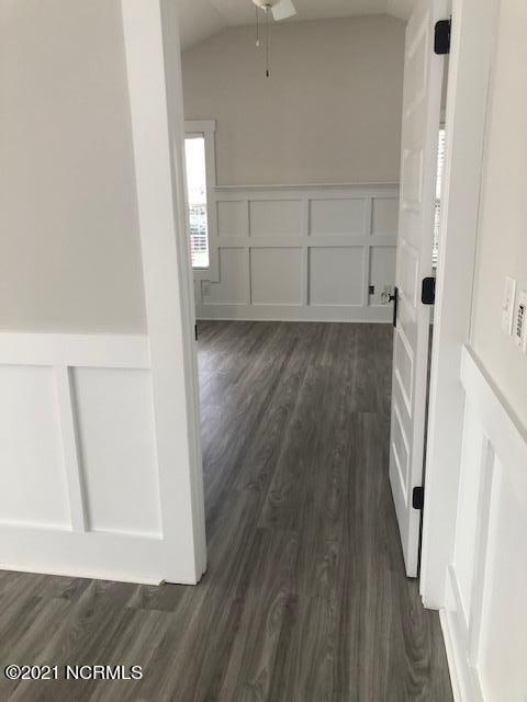 Building Photo - 825 Royal Bonnet Ct