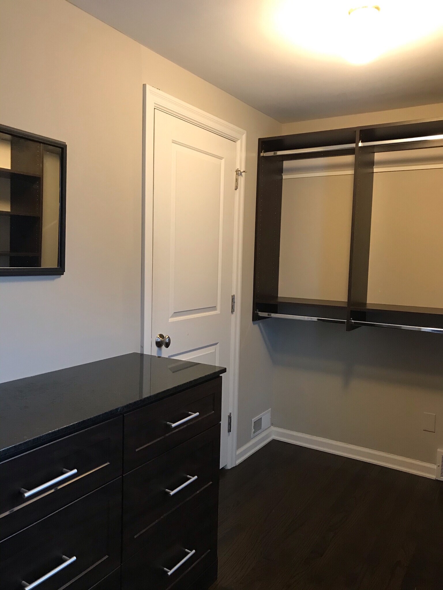 Walk-in closet - 997 Henrietta St