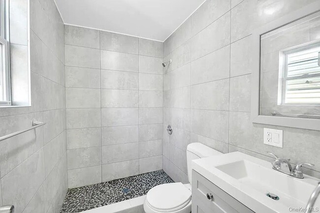 Building Photo - 51 Van Siclen Ave