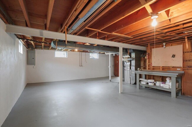 Building Photo - 10747 Gail Ct
