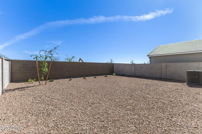 Building Photo - 9173 S Palo Verde Dr