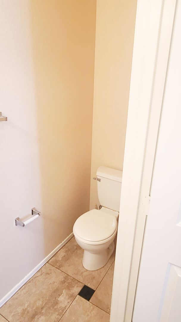 Building Photo - 4 bedroom in Chandler