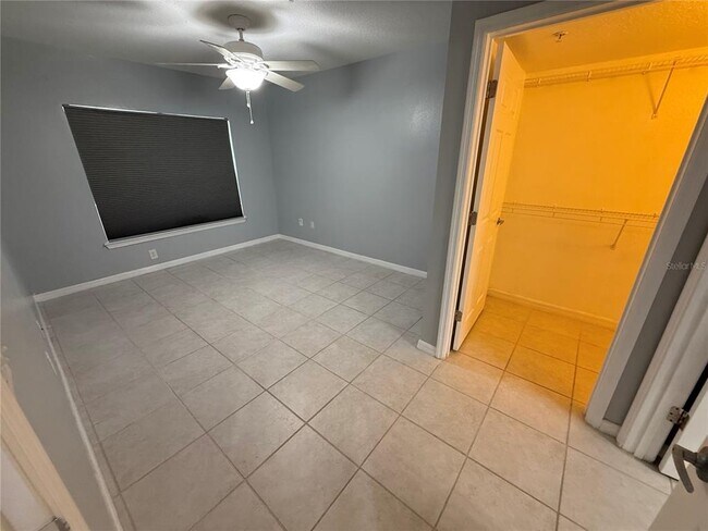 Building Photo - 814 Crest Pines Dr