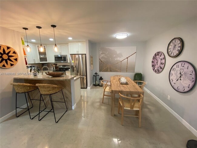 Building Photo - 8530 SW 149th Ave