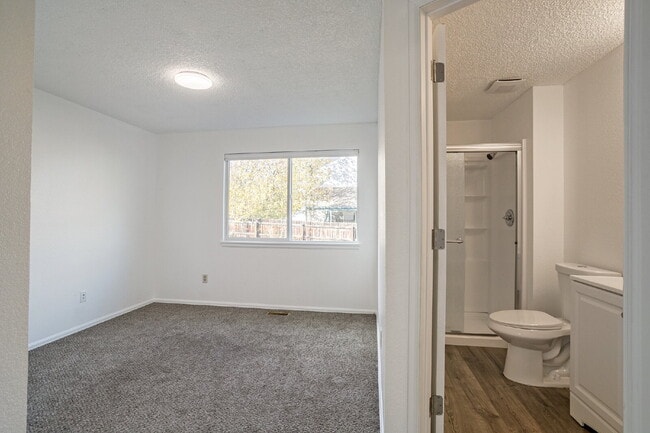 Building Photo - Private Room with a shared bath for Rent in Westminster!!!