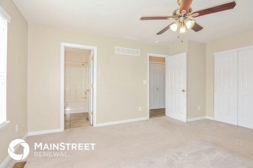 Building Photo - 32 Great Owls Way