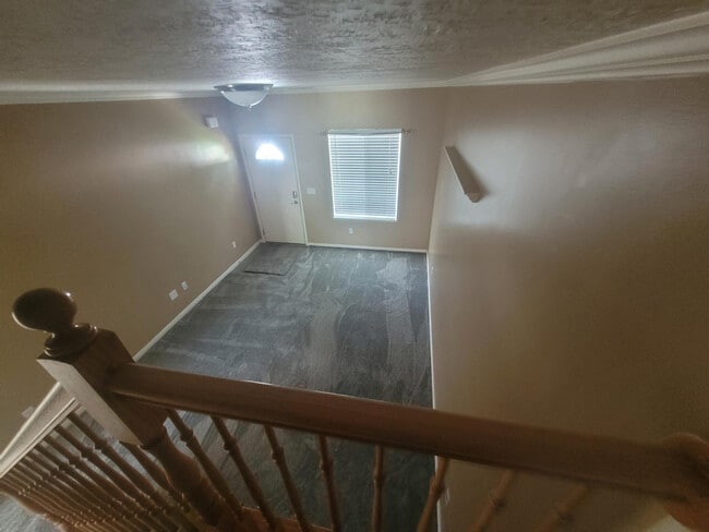 Building Photo - 5555 Geronimo Way