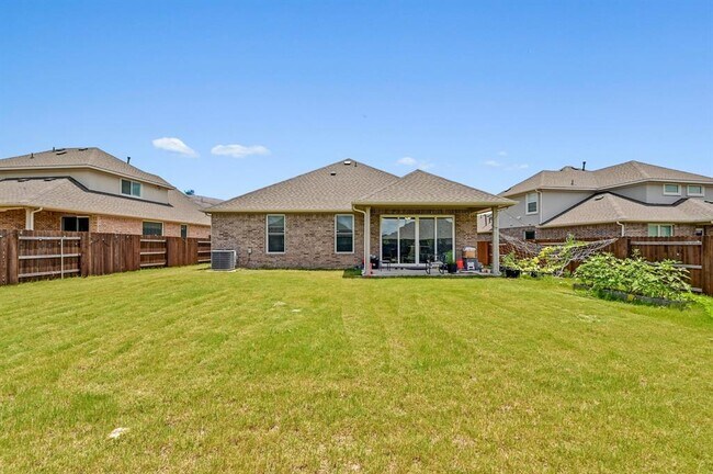Building Photo - 2037 Wilsons Warbler Dr