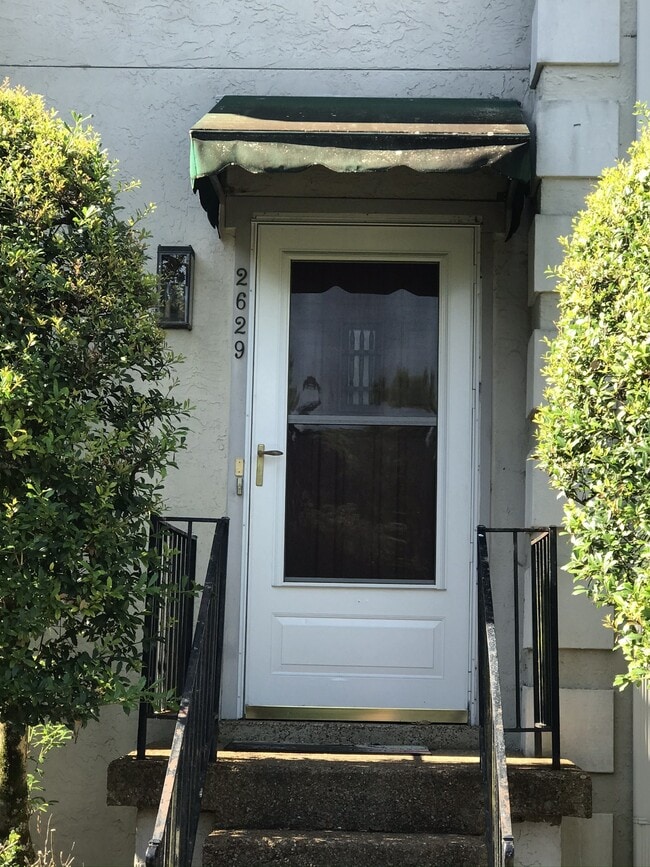 Building Photo - 2629 Blakemore Ave