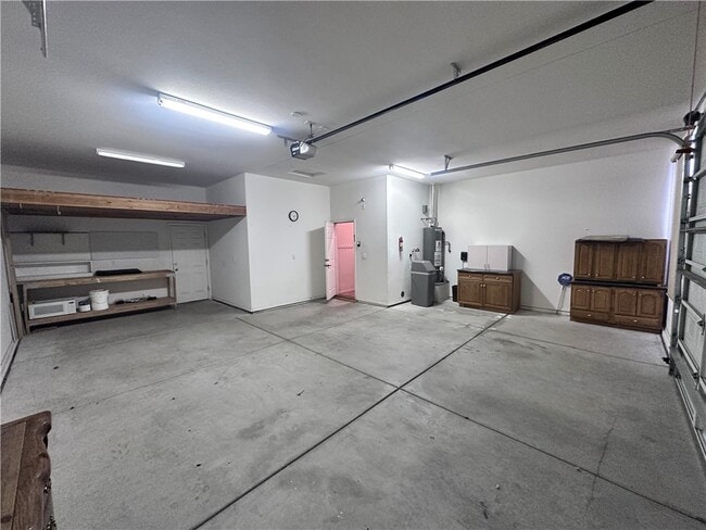 Building Photo - 2792 La Paloma Dr