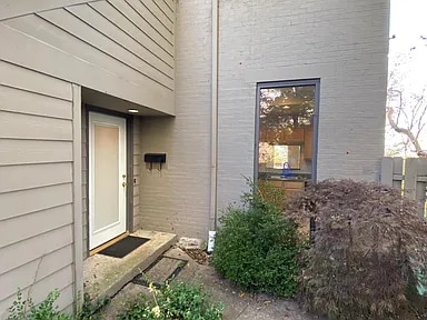 Building Photo - Foxhall Court