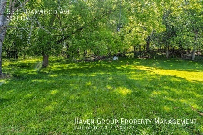 Building Photo - 5535 Oakwood Ave