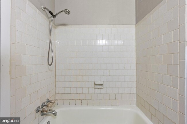 Building Photo - 7244 Donnell Pl