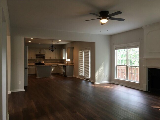 Building Photo - 2015 Spring Mist Terrace NE