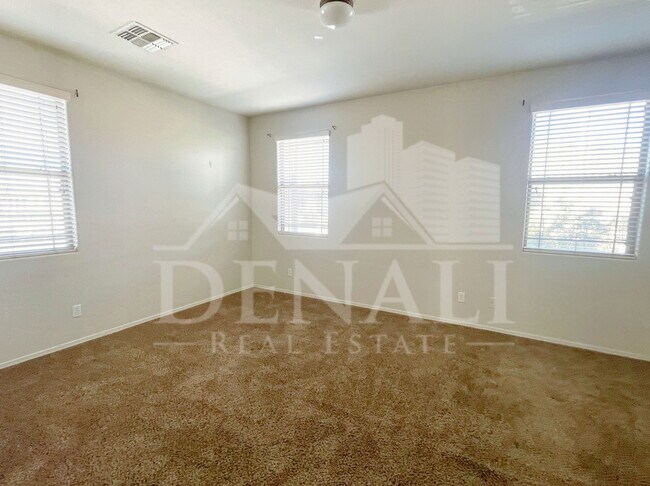 Building Photo - 1417 N 80th Ln