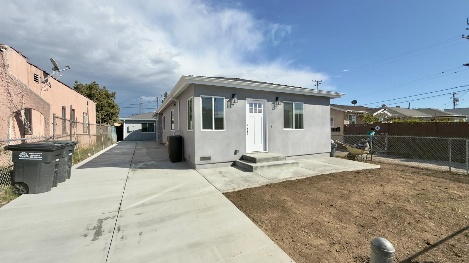 Building Photo - 1346 Fraser Ave