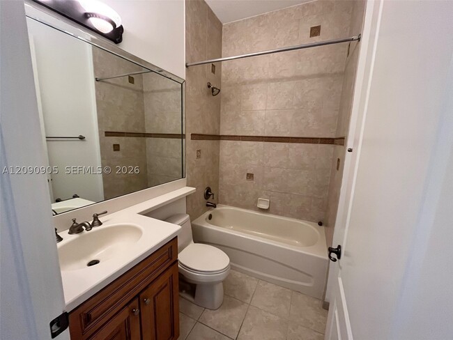 Building Photo - 4513 Artesa Way S