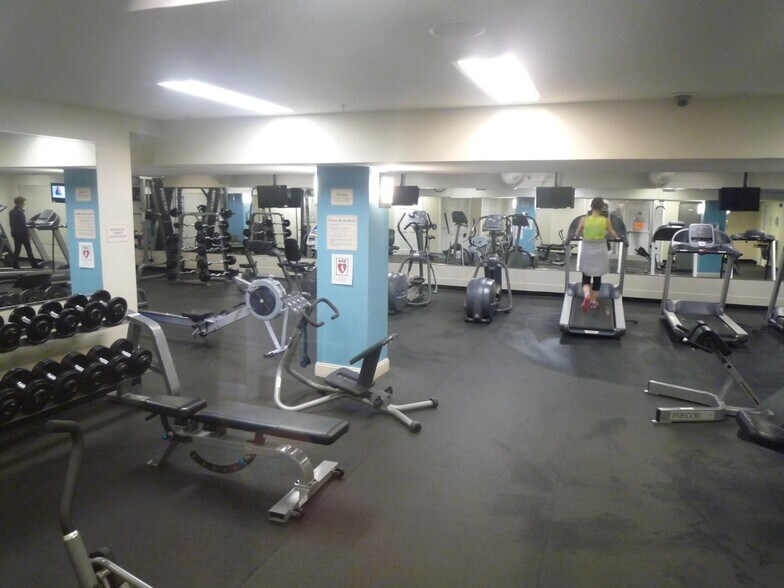 Building Photo - 20 Chapel St