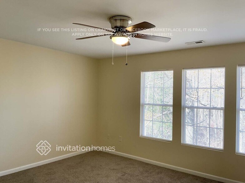 Building Photo - 717 Marjam Ln