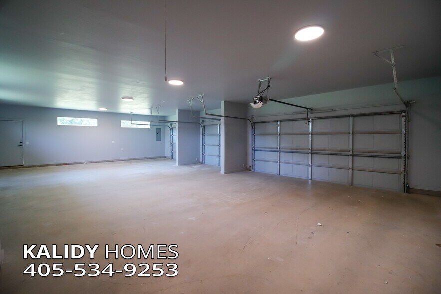 Building Photo - 1755 Kalidy Dr