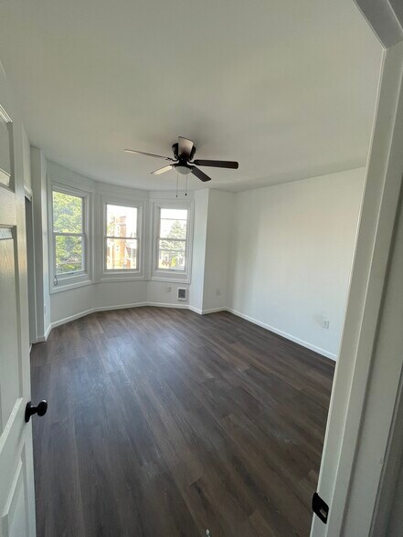 Building Photo - 1318 N 57th Street