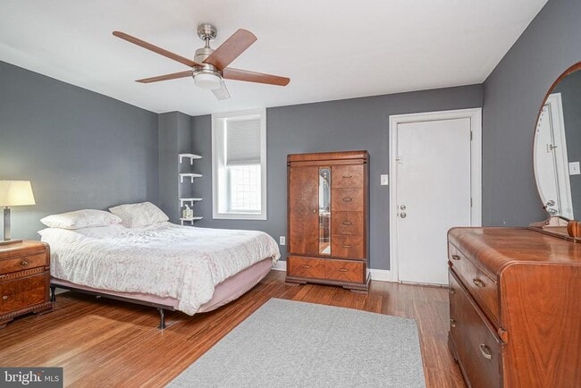 Building Photo - 522 Montrose St