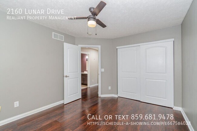 Building Photo - 2160 Lunar Dr