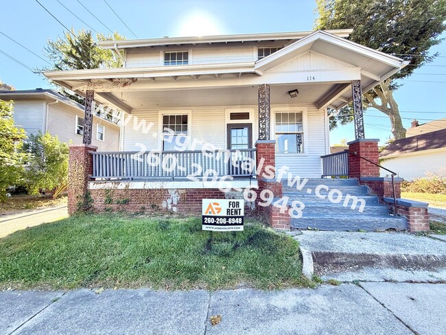 Primary Photo - 3 Bedroom House