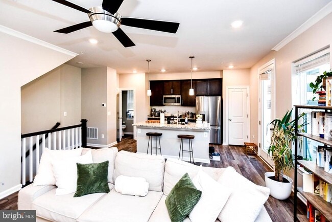 Building Photo - 5692 Stephanie Tessa Way