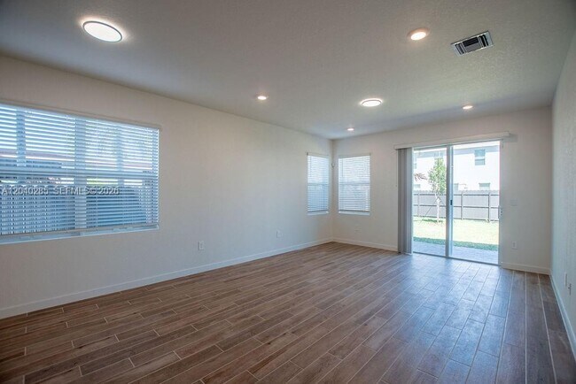 Building Photo - 12949 SW 267th St