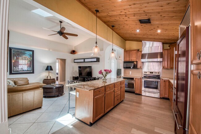 Building Photo - 149 Cypress Cove