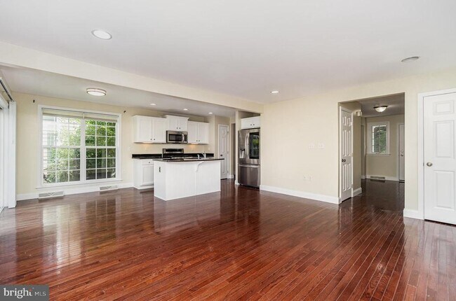 Building Photo - 57 Tavern House Hill