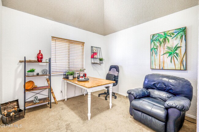 Building Photo - 7333 Golden Hawk Dr