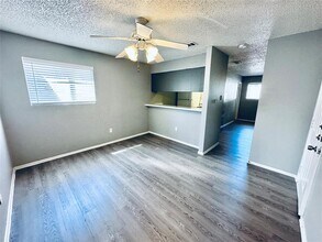 Building Photo - 3702 S 2nd St