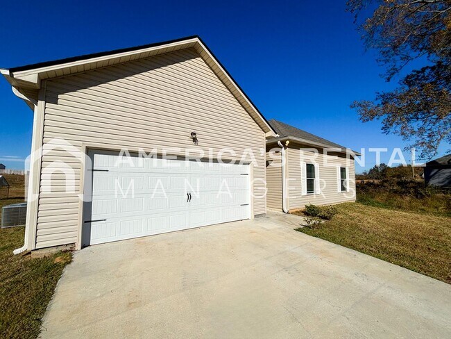 Building Photo - Home for Rent in Eva, AL!!! AVAILABLE NOW!!