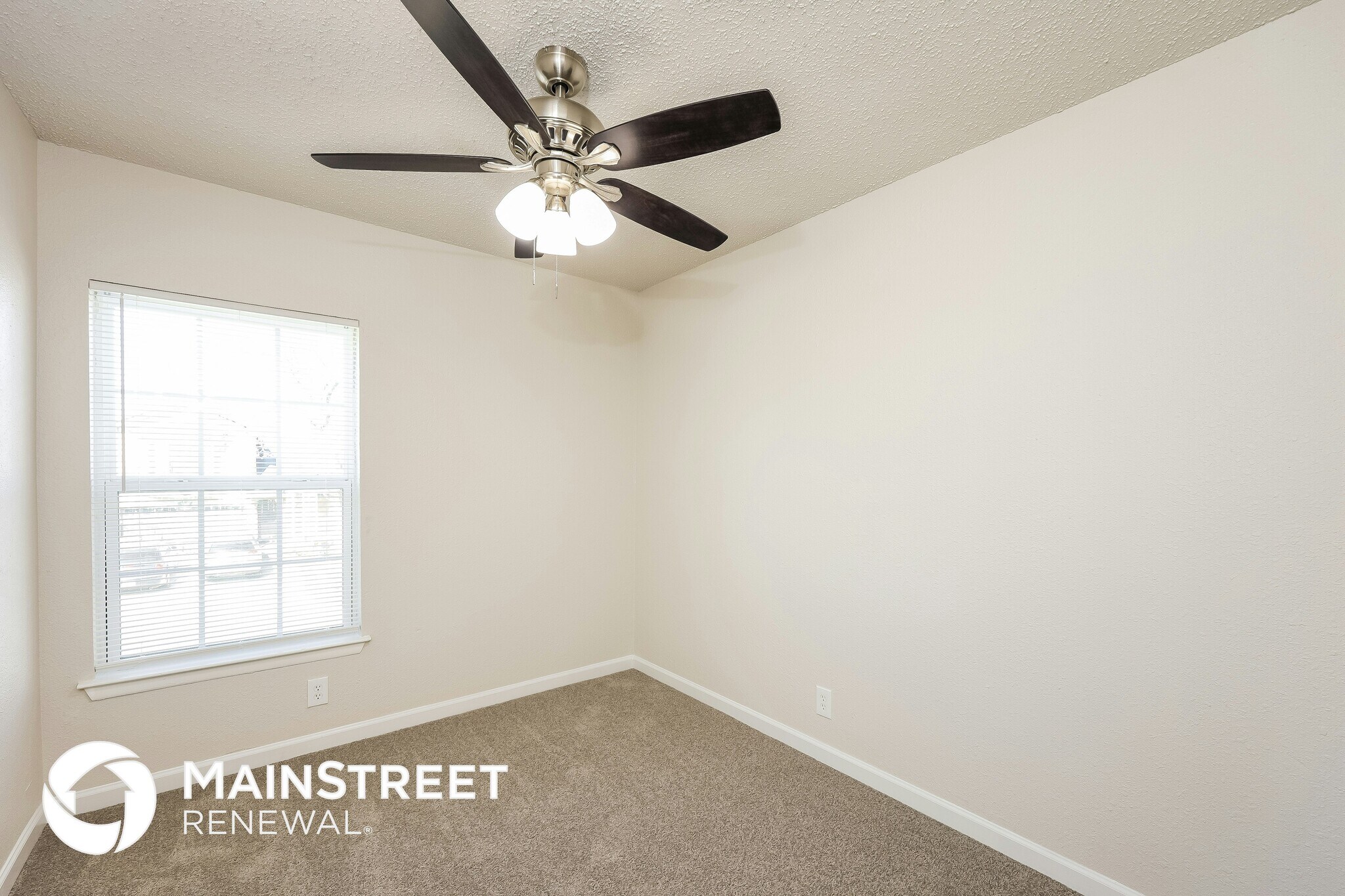 Building Photo - 9906 Sandy Field Dr