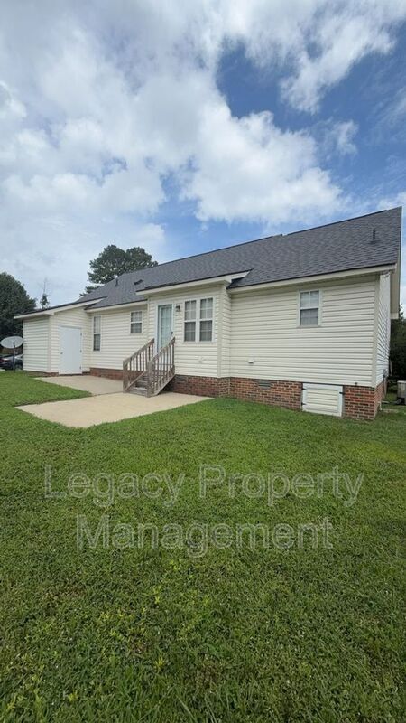 Building Photo - 4509 Wolftrap Rd