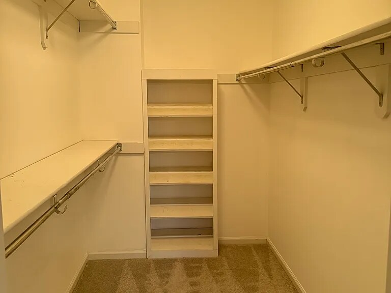 Building Photo - 353 Bristol Cir