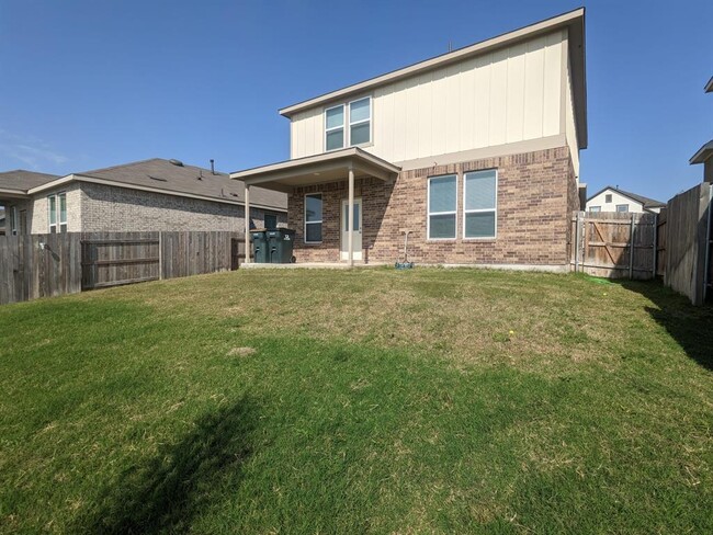 Building Photo - 554 Pepperbark Loop