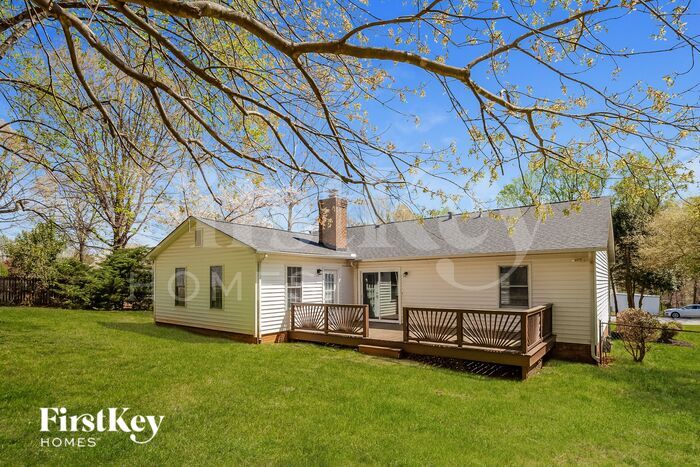 Building Photo - 2438 Amity Ave