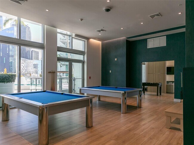 Building Photo - 90 SW 3rd St