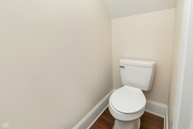 Building Photo - 405 Keystone Ave