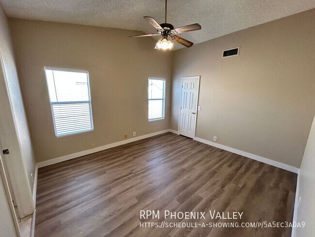 Building Photo - 6361 W Onyx Ave