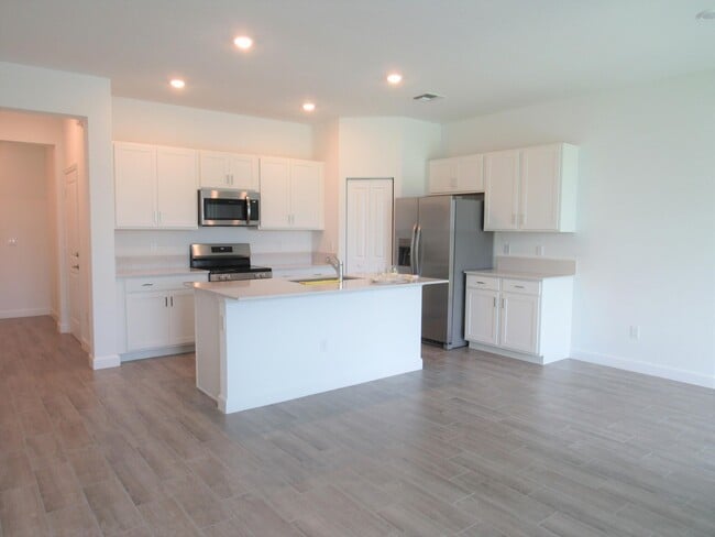 Building Photo - 4332 Pond Lily Ln