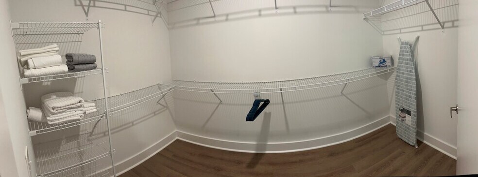 Building Photo - 853 Saddle Ridge Rd