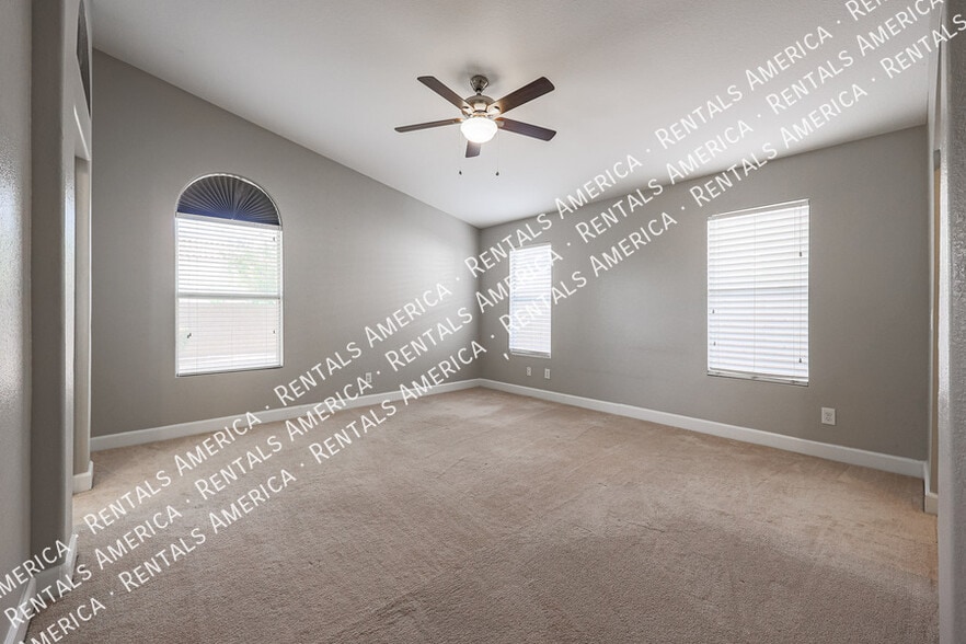 Building Photo - 3229 E Brookwood Ct