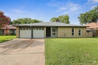 Building Photo - 11414 Montverde Ln