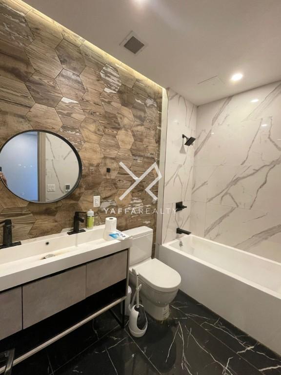 Building Photo - 2 bedroom in BROOKLYN NY 11221